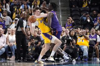 与此同时 与此同时