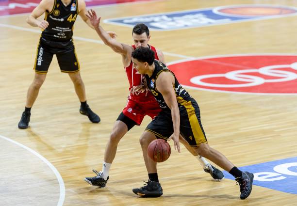 平的竞技 平的竞技