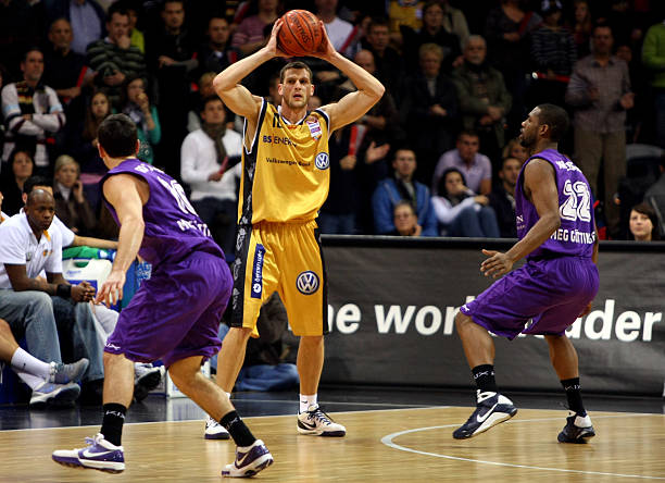 勒沃库森最 勒沃库森最